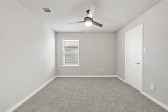 Building Photo - 28339 Halle Ray Dr