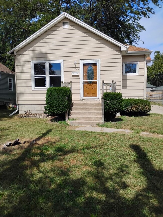 Building Photo - 3125 Kenwood St