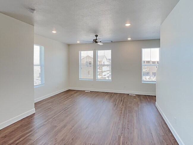 Building Photo - 11088 S Blue Bayou Drive