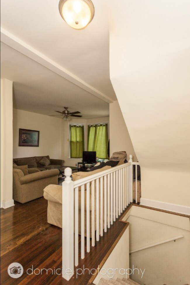 Building Photo - 3 bedroom in Chicago IL 60647