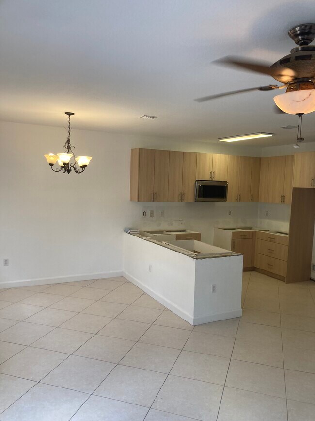 Foto del edificio - 9279 SW 219th St