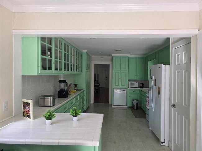 Building Photo - 4213 Ramsey Ave