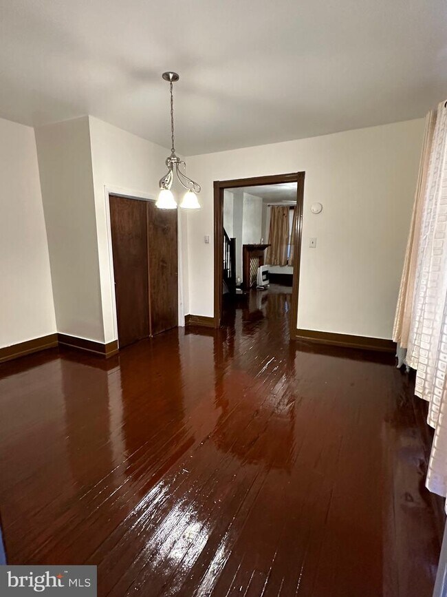 Foto del edificio - 1210 S 53rd St