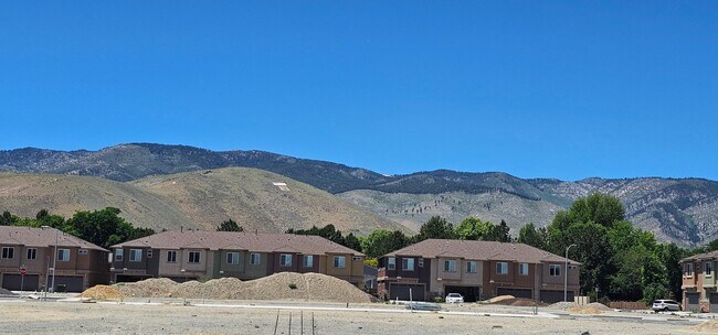 Foto del edificio - Arbor Villa Town House - Pet on Approval