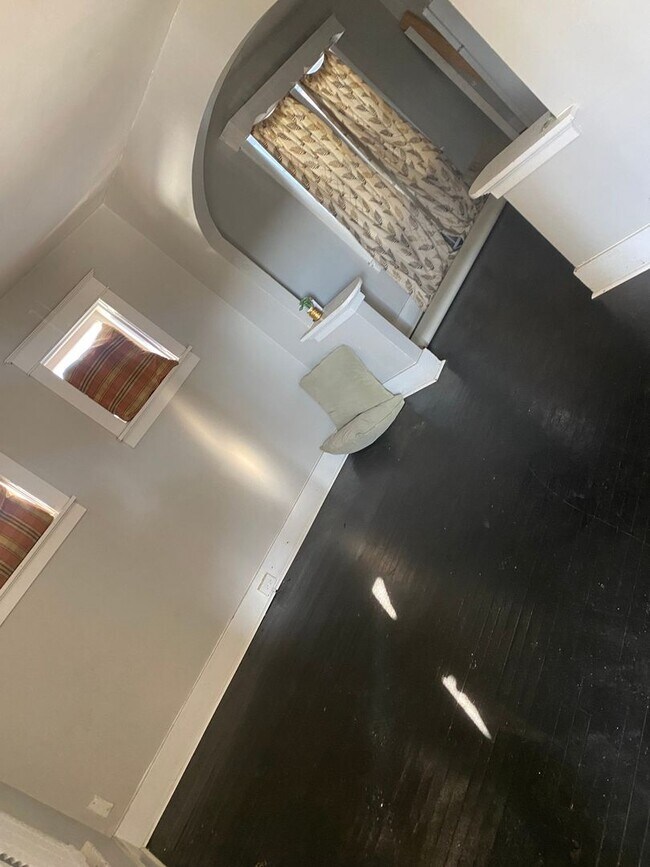 Foto del edificio - 5931 Emma Ave