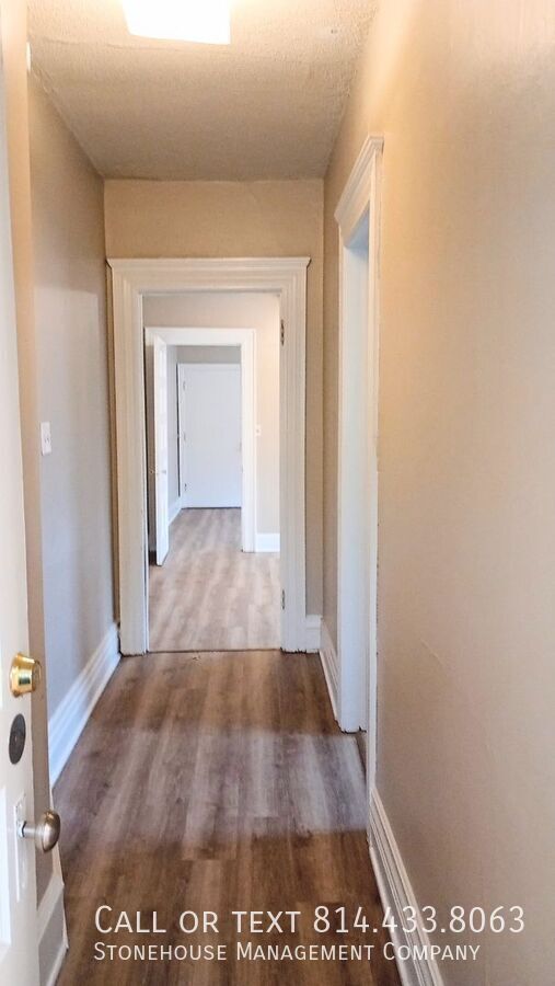 Foto del edificio - 422 West 10-3