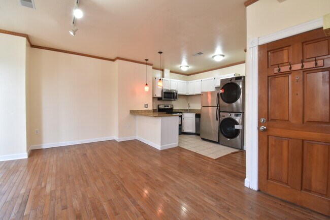 Foto del edificio - 1401 12th St NW