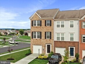 Building Photo - 78 Stratton Dr