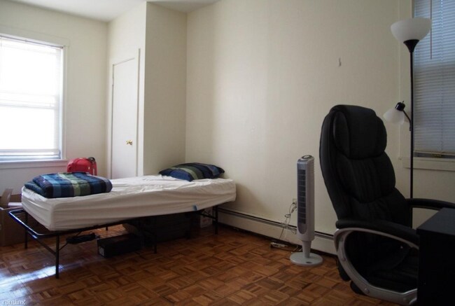 Foto del edificio - 1576 Tremont St