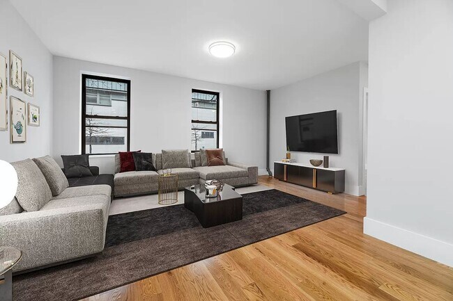Foto del edificio - 502 W 152nd ST