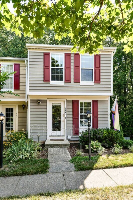 Building Photo - 1663 Fieldthorn Dr