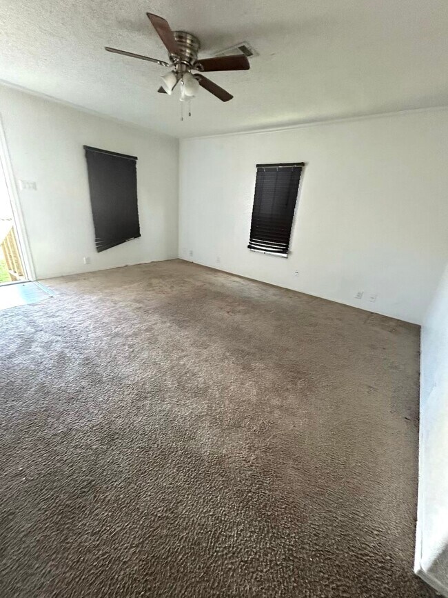 Foto del edificio - 11810 Greenglen Dr