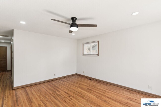 Foto del edificio - 3 bedroom 1 bath home in Haysville