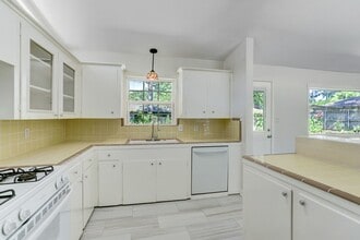 Building Photo - 10226 Ivyridge Rd
