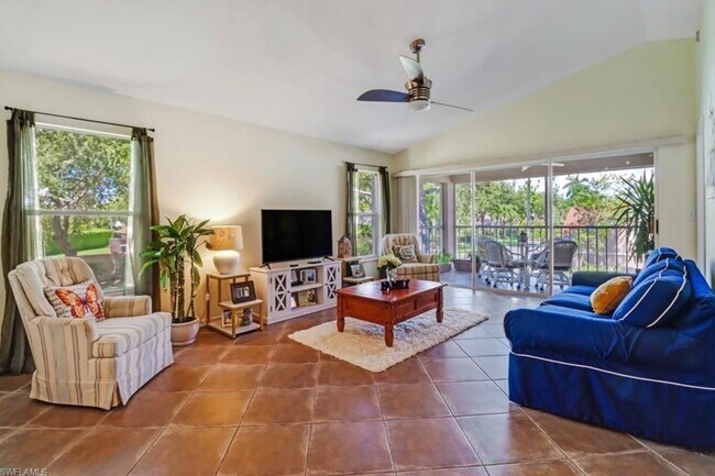 Foto del edificio - 9840 Luna Cir