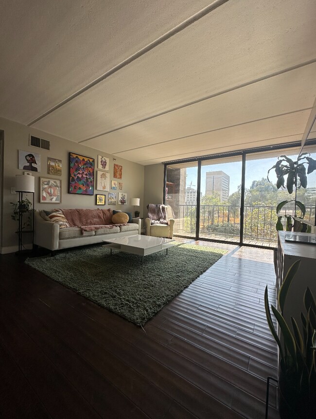 Foto del edificio - 1333 8th Ave
