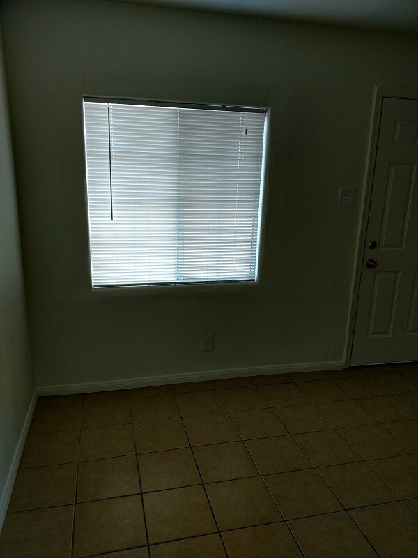 Building Photo - 5986 Mojave Ave