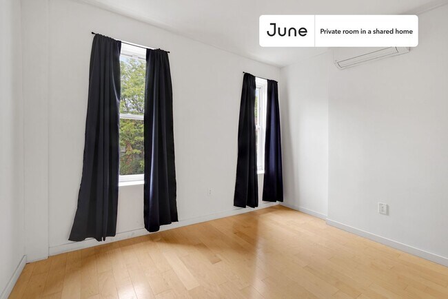 Foto del edificio - Room in Shared 4 bed/2 bath home