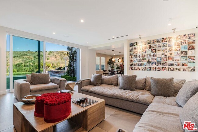 Foto del edificio - 3880 Prado del Trigo