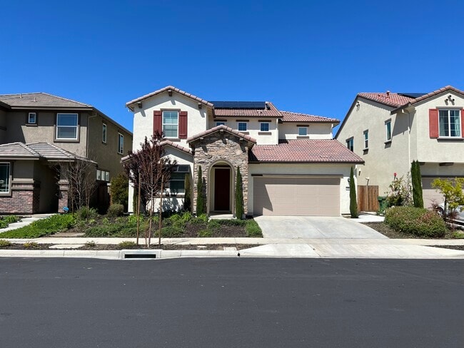 Building Photo - 217 Brush Creek Dr