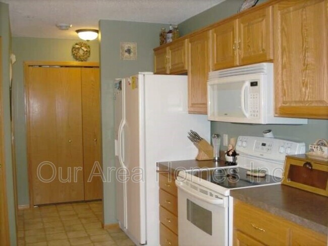 Foto del edificio - 5646 100th Ln N