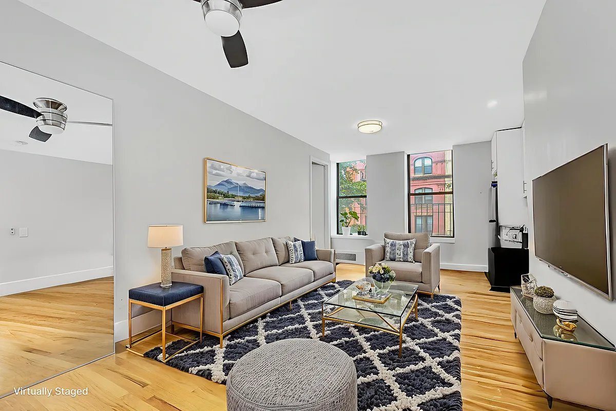 Primary Photo - 369 Seventh Avenue