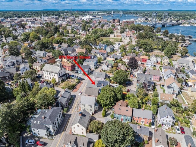 Building Photo - 279 Marcy St