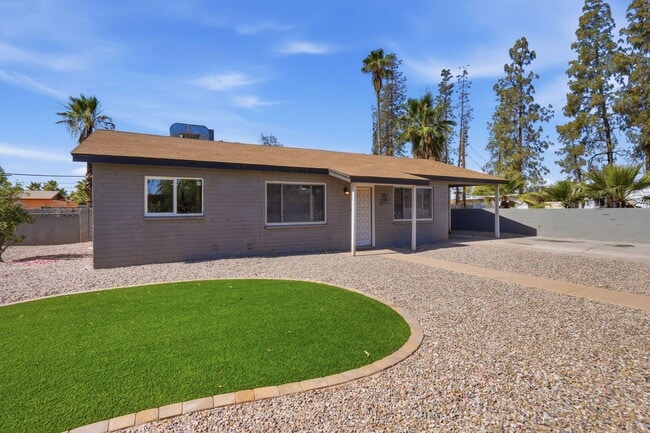 Building Photo - 209 E McMurray Blvd