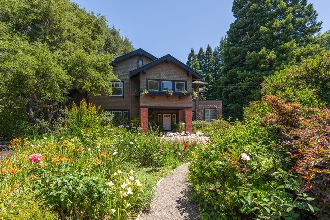 Building Photo - Vintage Craftsman Atherton Estate with Mod...