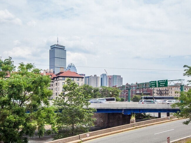 Foto del edificio - 464 Commonwealth Ave