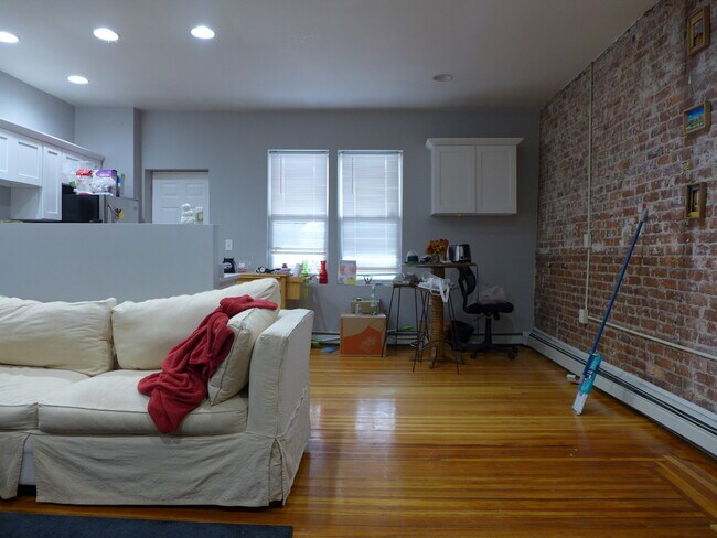 Building Photo - 38 S Huntington Ave
