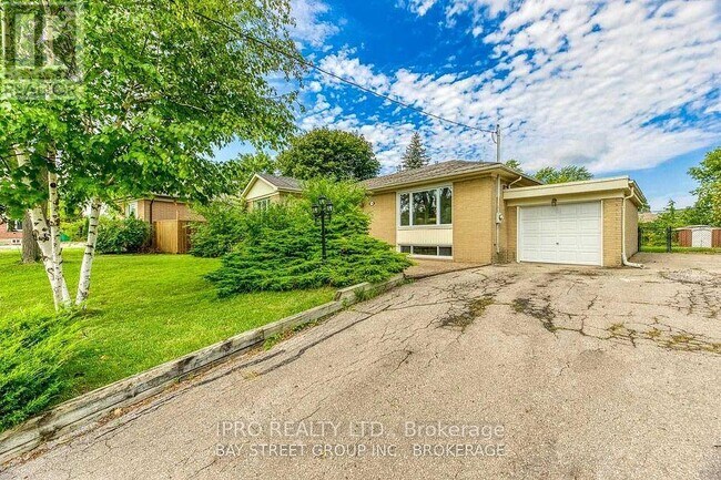 Photo du bâtiment - 1333 Sheldon Ave