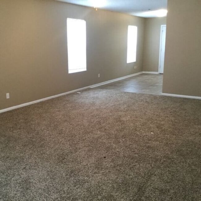 Building Photo - 3103 Courtney Ln