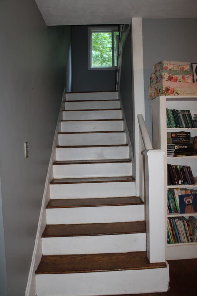 Two bedrooms and bath upstairs - 1215 Stonebrook Rd