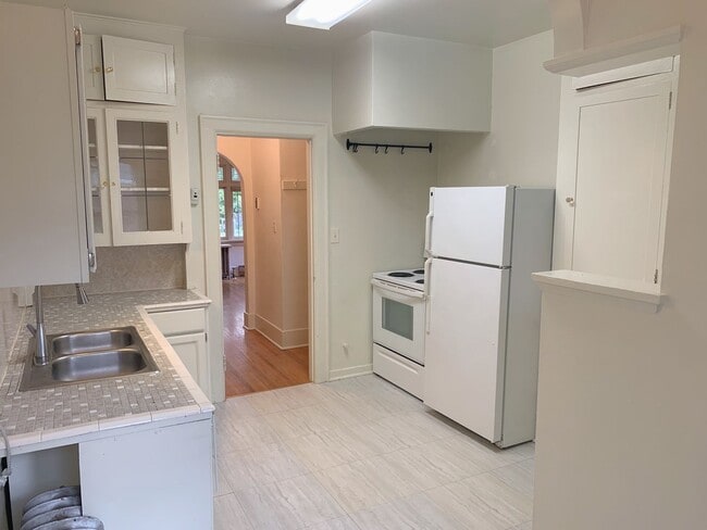 Foto del edificio - SEA 833-835 34th Ave/ 3329-3331 E Marion St