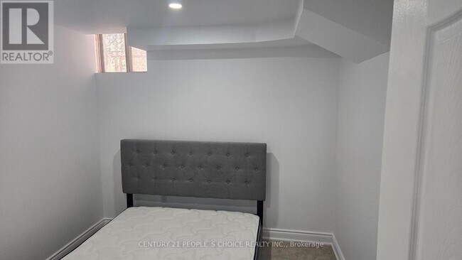 Photo du bâtiment - 53 Larry Cres