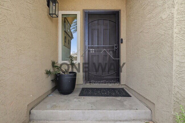 Foto del edificio - 8953 E Hillview St