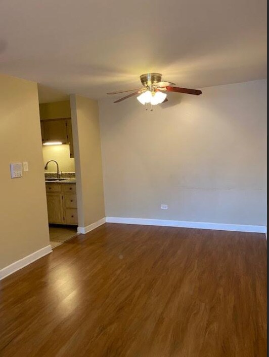 Foto del edificio - 6157 Knoll Way Dr
