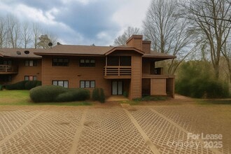 Building Photo - 1840 J Julian Ln