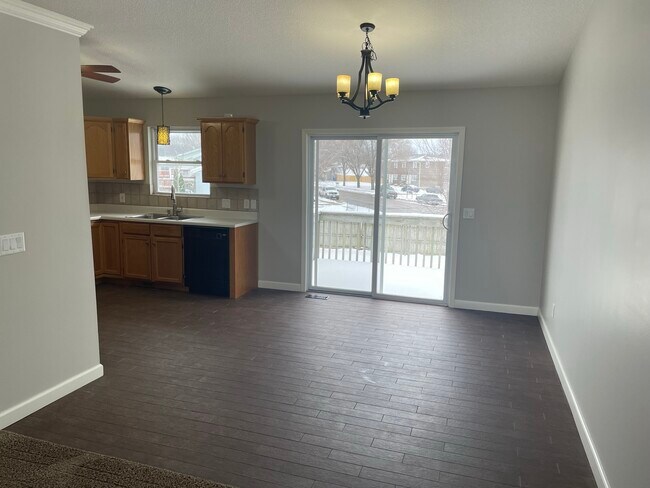Foto del edificio - 6107 Appomattox Rd