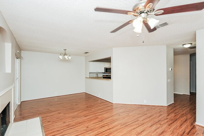 Building Photo - 8564 Charleston Ave