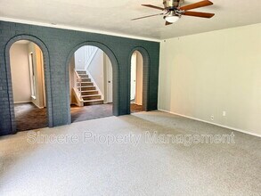 Building Photo - 11808 Biggs Cir