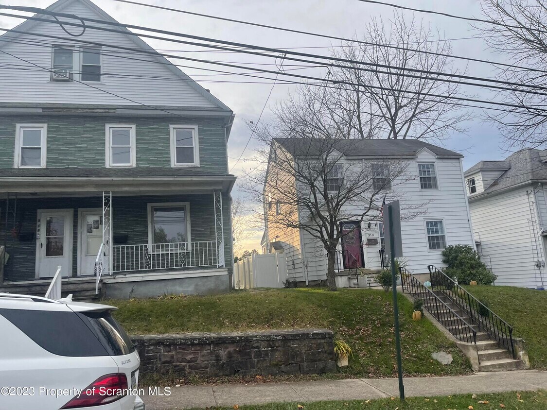 312 Kosciuszko St, Nanticoke, PA 18634 Room for Rent in Nanticoke, PA