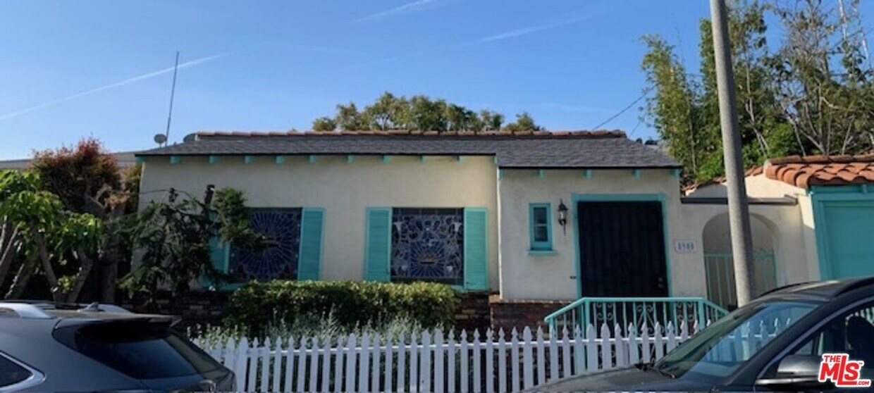 Page 6 168 Apartments for Rent in Beverlywood, CA Westside Rentals