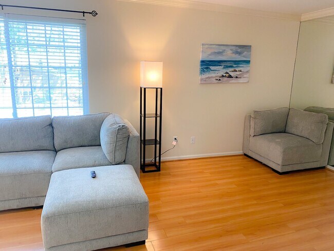 Building Photo - 2082 Montreat Cir