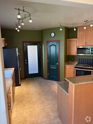 Building Photo - 1262 Milano Dr