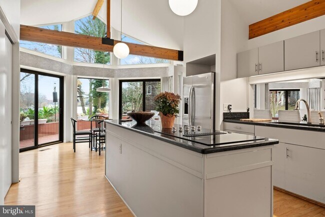 Foto del edificio - 11286 Spyglass Cove Ln