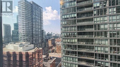 Building Photo - 400 King St W