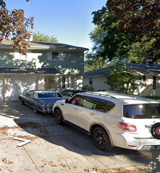 Building Photo - 726 N Fernmeadow Dr