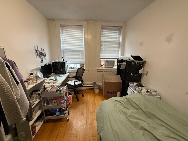 Foto del edificio - 168 Endicott St
